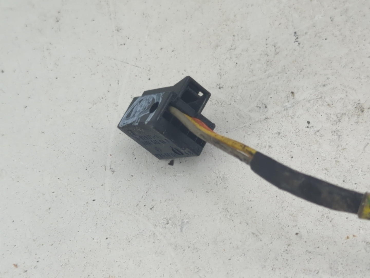 2015-2020 Dodge Charger Driver Side View Mirror - Left Door Mirror OEM Used - Oemusedautoparts1.com