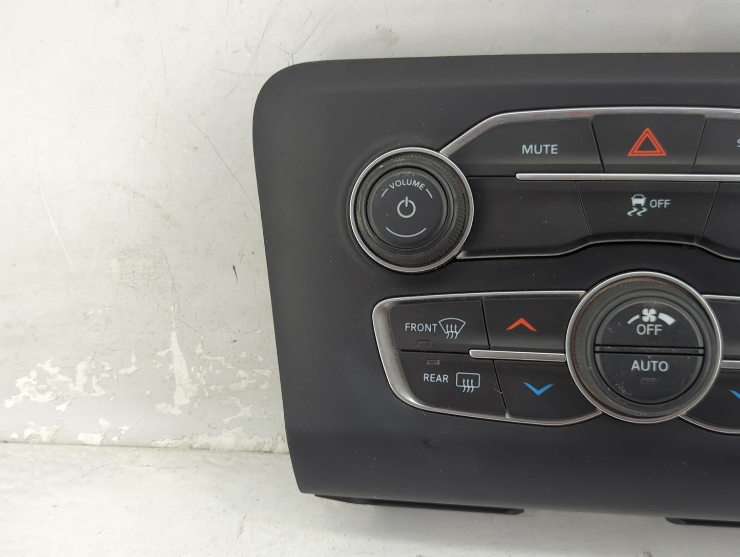 2017-2021 Dodge Charger Climate Control Module Temperature AC/Heater Replacement P/N:P68293617AG 53070471 Fits OEM Used Auto