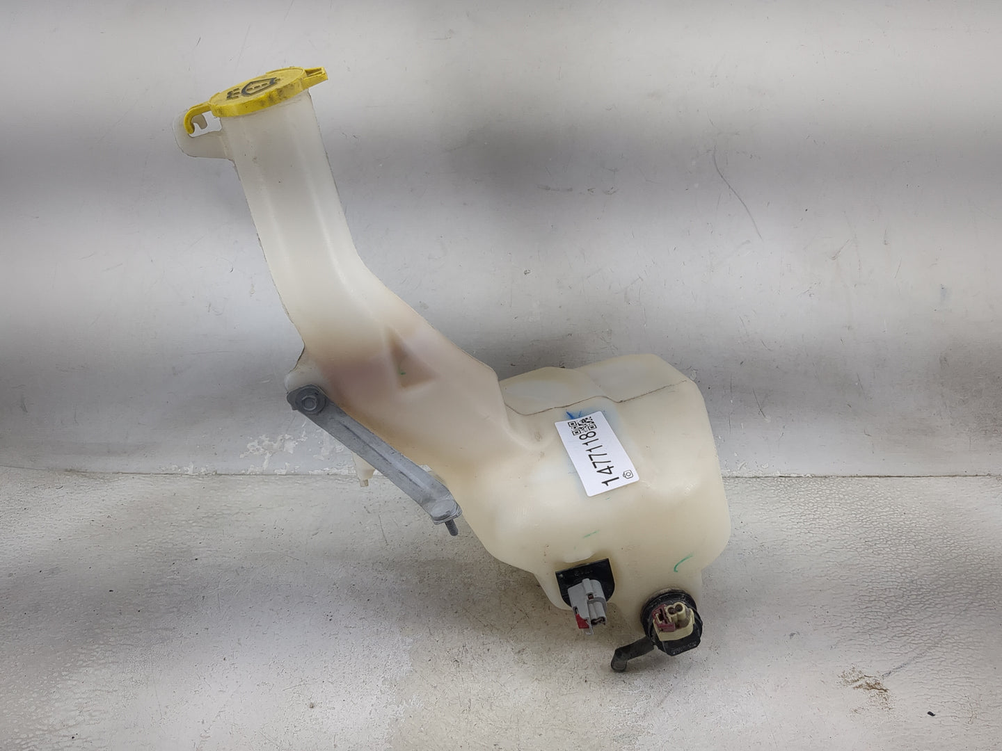 2011-2022 Dodge Charger Windshield Washer Fluid Reservoir Bottle Oem 1477118 - Oemusedautoparts1.com