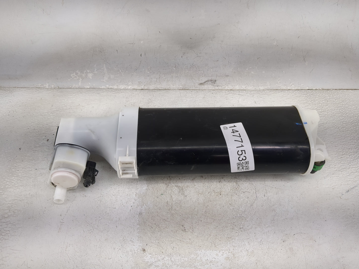 2017 Dodge Charger Fuel Vapor Charcoal Canister - Oemusedautoparts1.com
