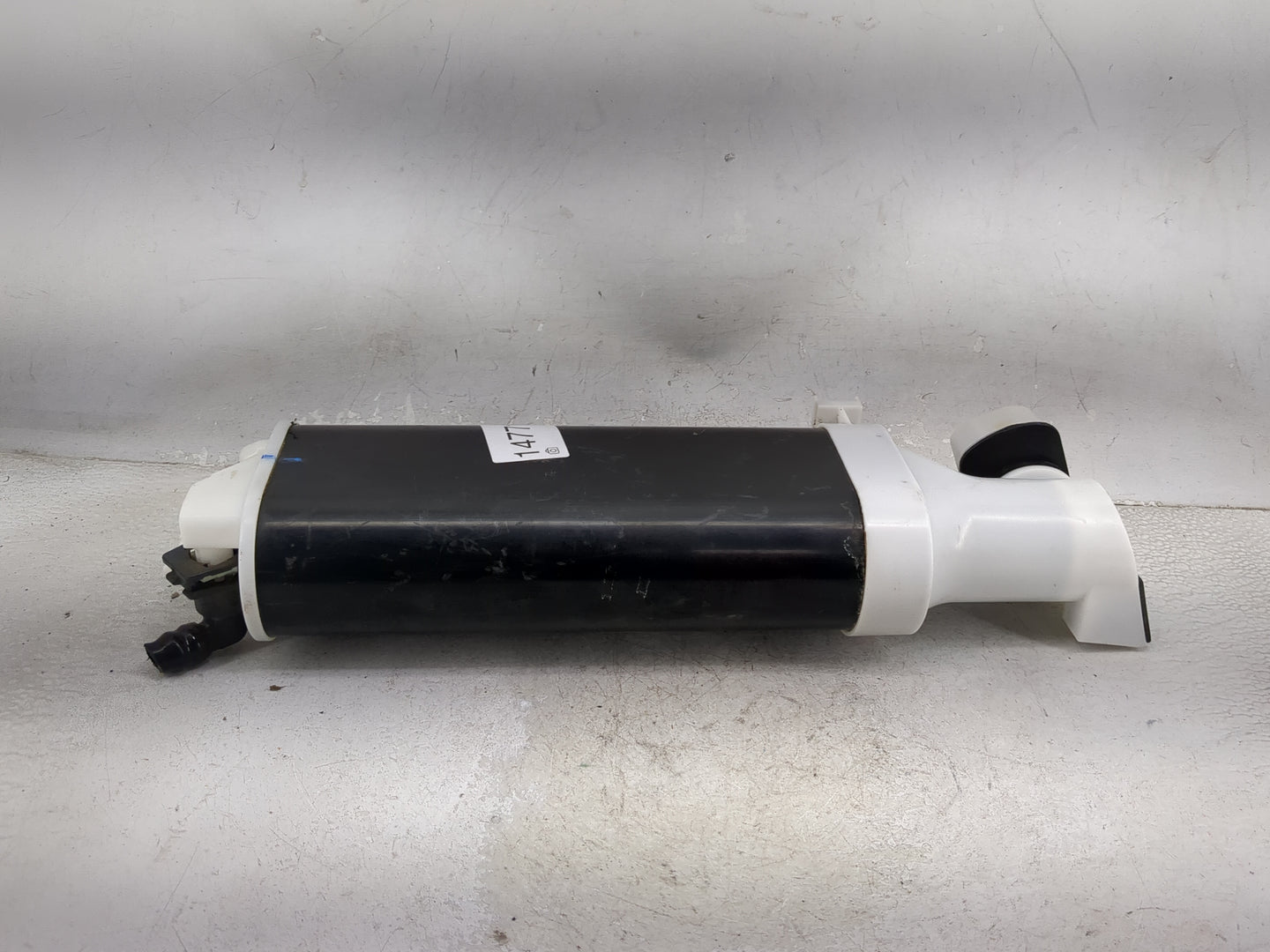 2017 Dodge Charger Fuel Vapor Charcoal Canister - Oemusedautoparts1.com