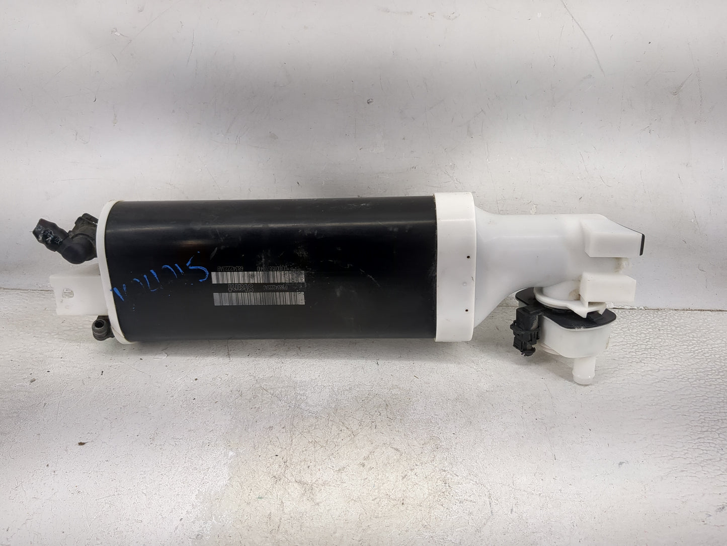 2017 Dodge Charger Fuel Vapor Charcoal Canister - Oemusedautoparts1.com