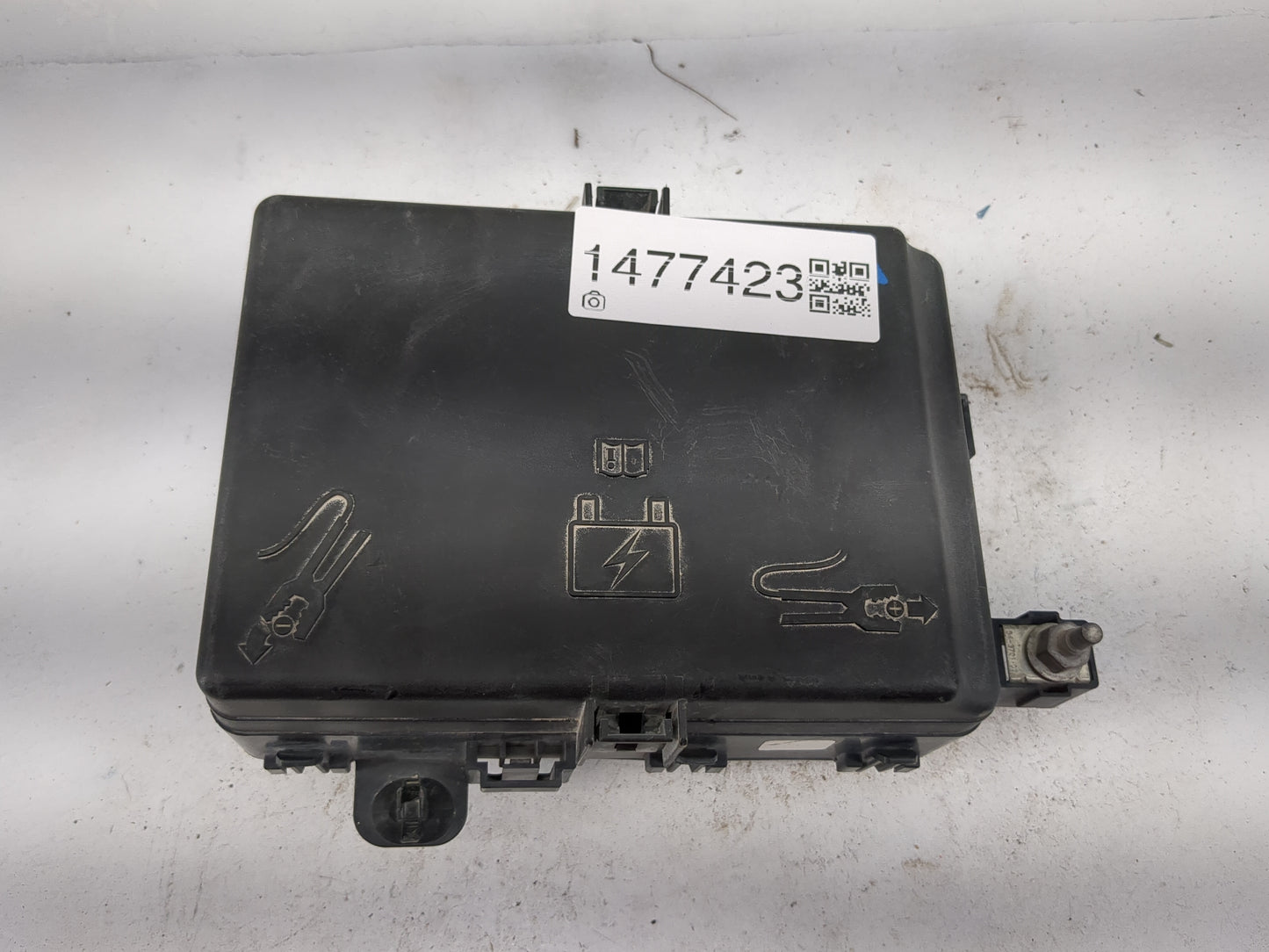 2017 Dodge Charger Fusebox Fuse Box Panel Relay Module P/N:P68304827AD AWH1077DC498 Fits OEM Used Auto Parts - Oemusedautopa