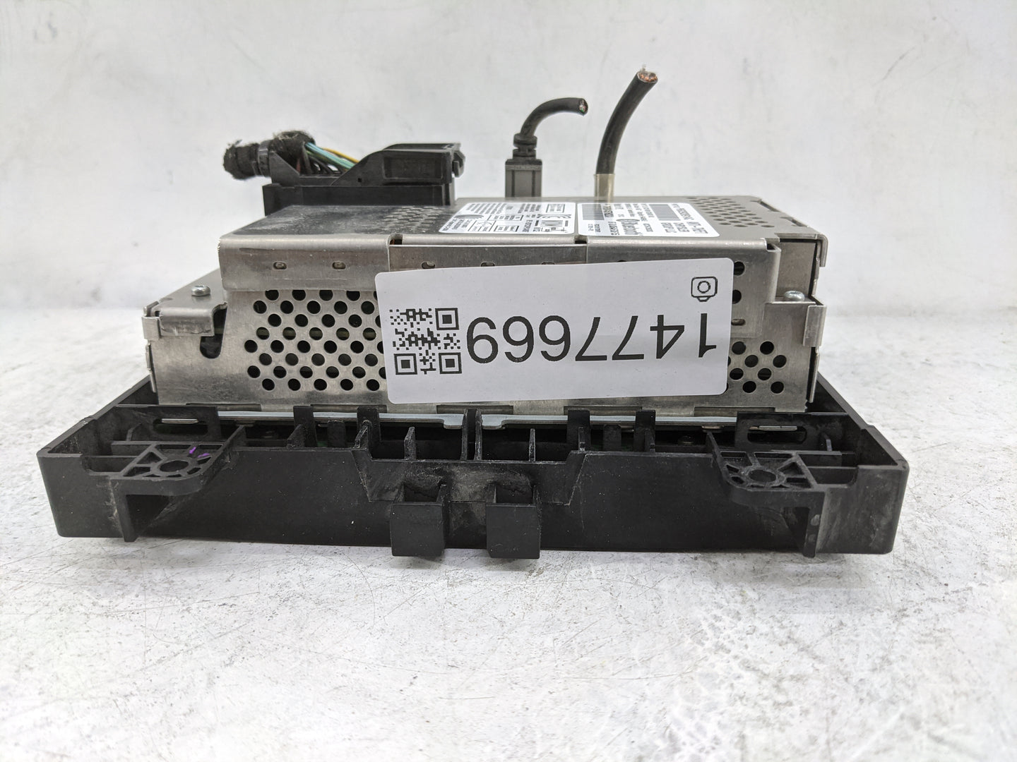 2017 Dodge Charger Radio AM FM Cd Player Receiver Replacement P/N:P68292891AC Y7OVP2, 7812H-VP2, VP2, A2C7547360300 Fits OEM