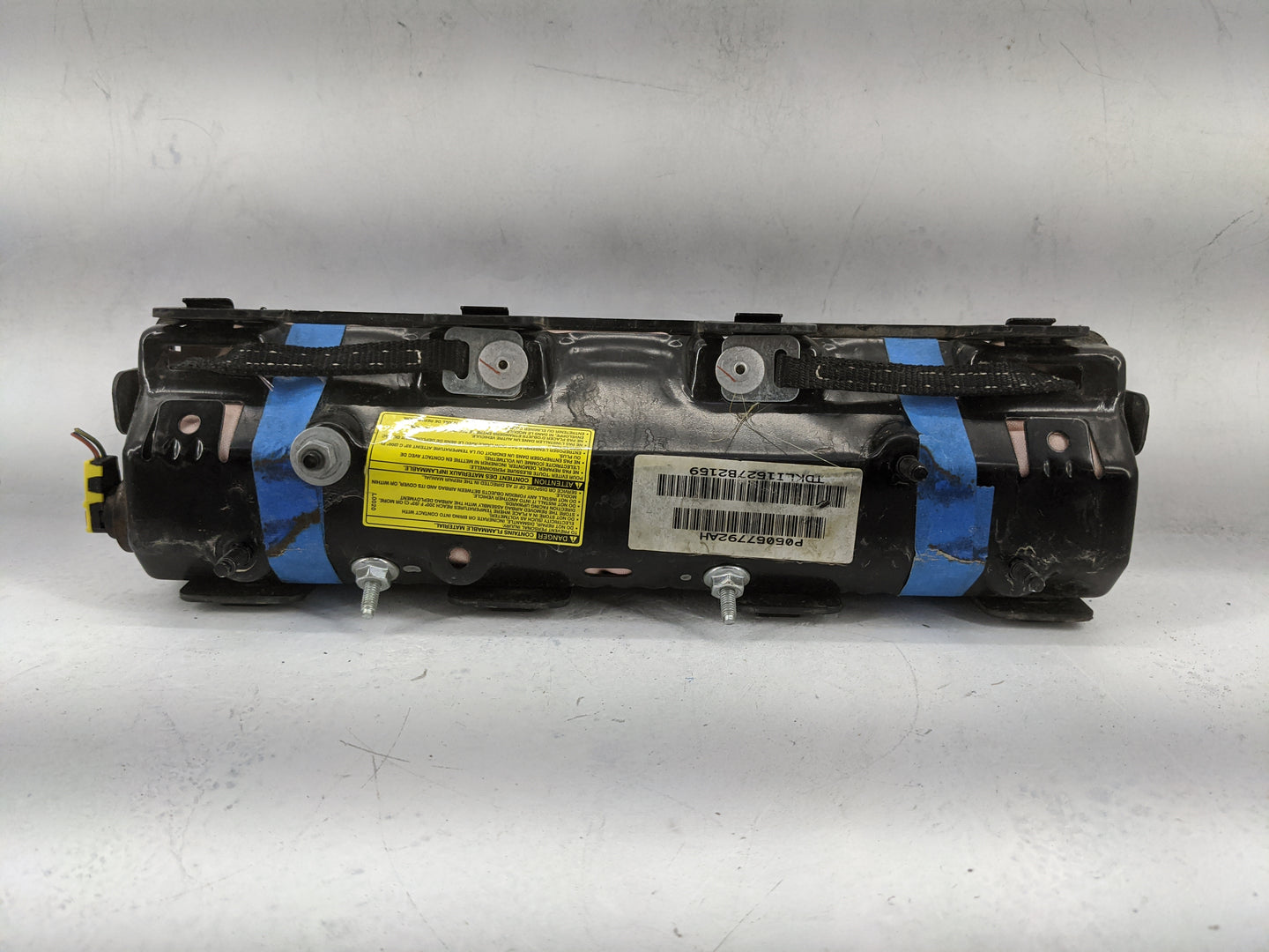 2015-2022 Dodge Charger Air Bag Driver Left Knee Oem 1477680 - Oemusedautoparts1.com