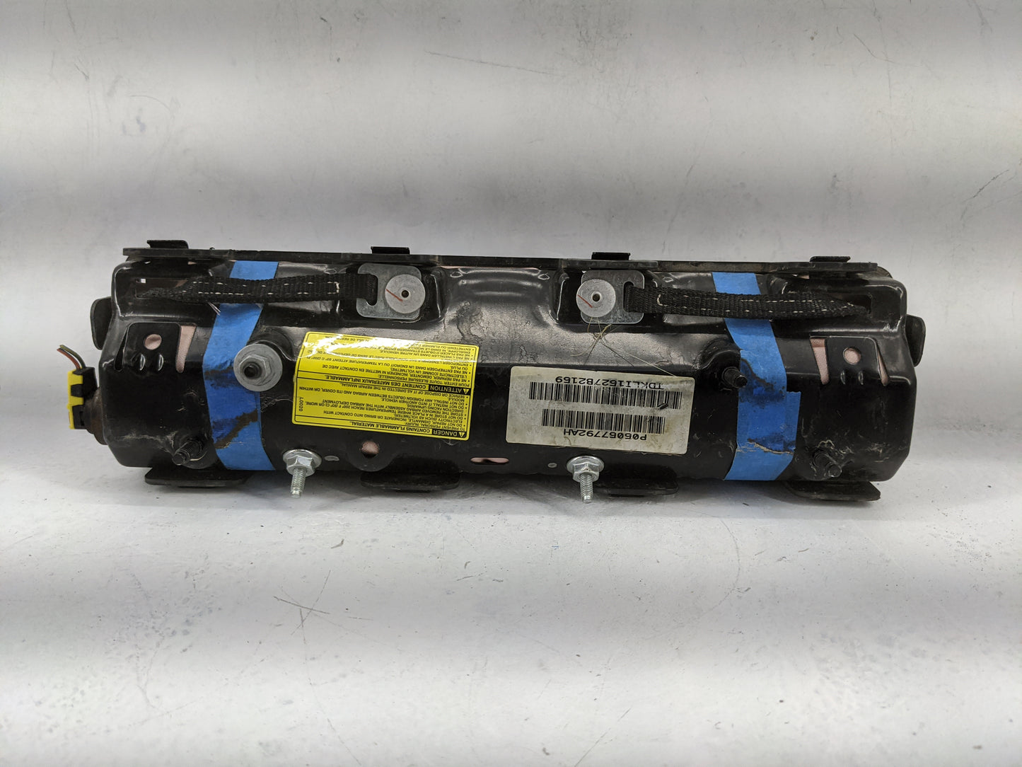 2015-2022 Dodge Charger Air Bag Driver Left Knee Oem 1477680 - Oemusedautoparts1.com