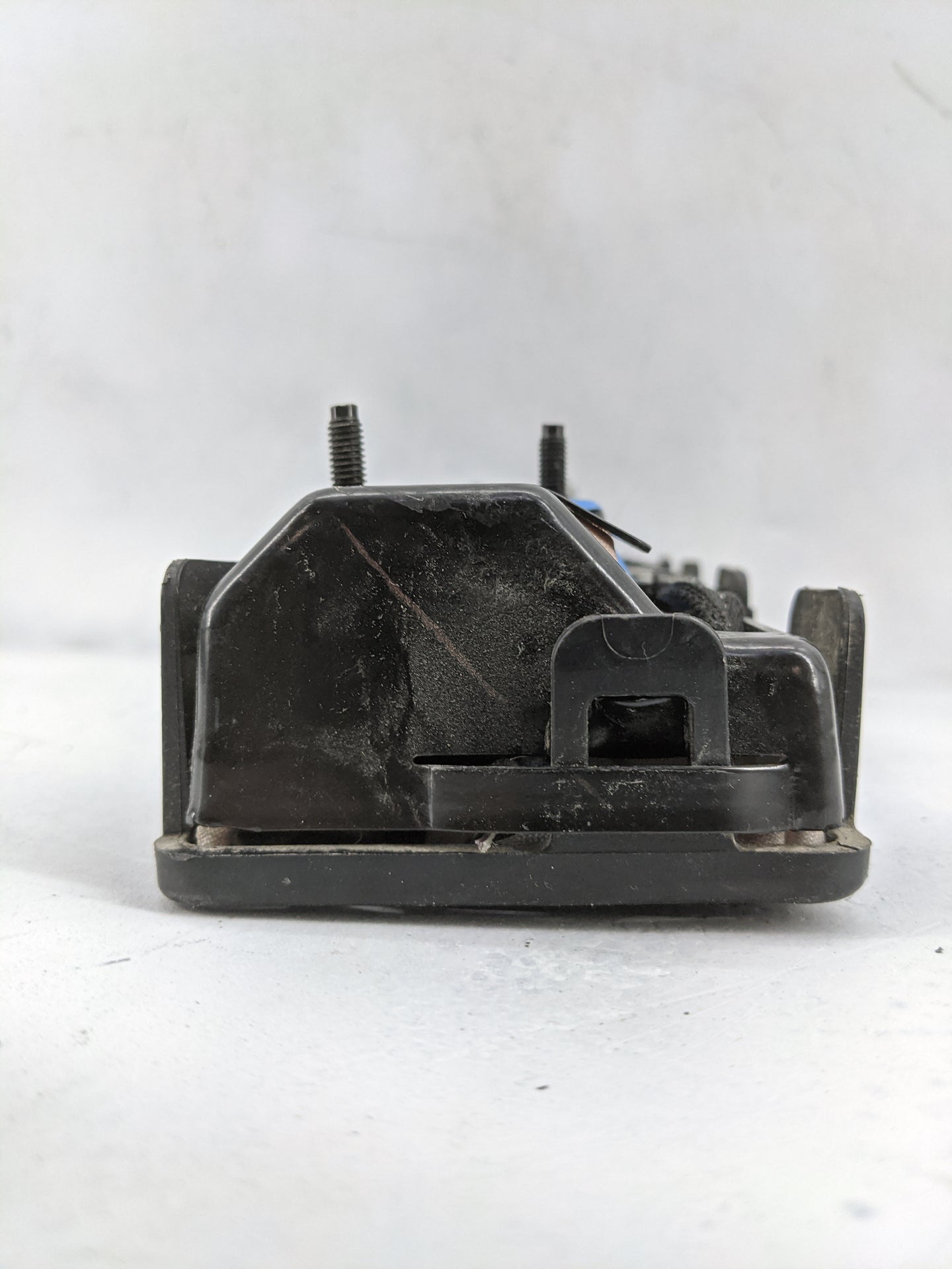 2015-2022 Dodge Charger Air Bag Driver Left Knee Oem 1477680 - Oemusedautoparts1.com