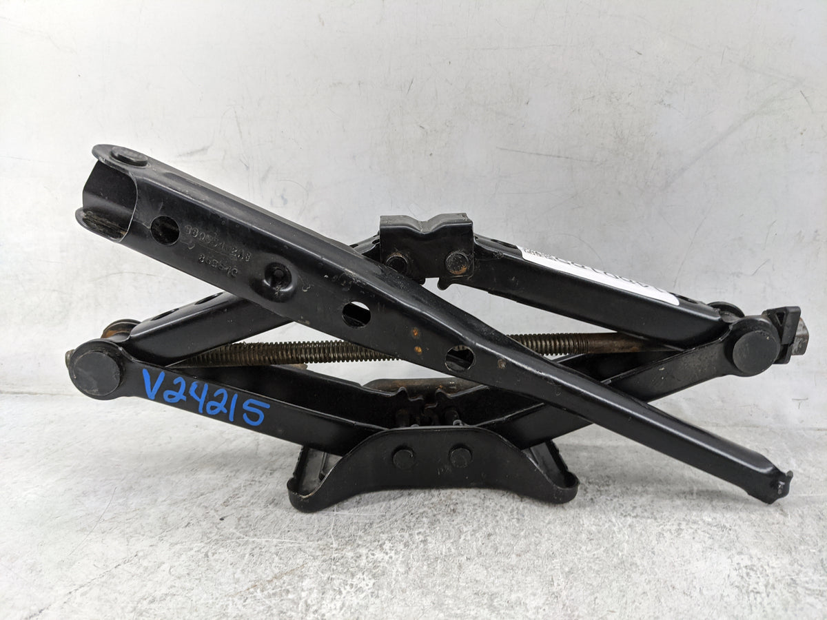2017 Dodge Charger Spare Scissor Car Jack Black - Oemusedautoparts1.com