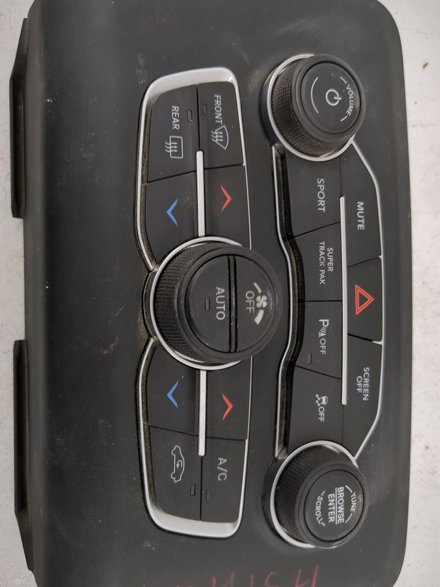2017-2022 Dodge Charger Climate Control Module Temperature AC/Heater Replacement P/N:P68293624AD 91840515 Fits OEM Used Auto