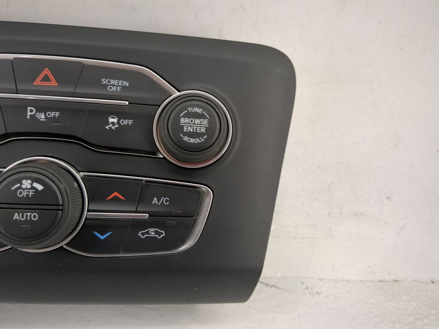 2017 Dodge Charger Climate Control Module Temperature AC/Heater Replacement P/N:P68293616AC Fits OEM Used Auto Parts - Oemus
