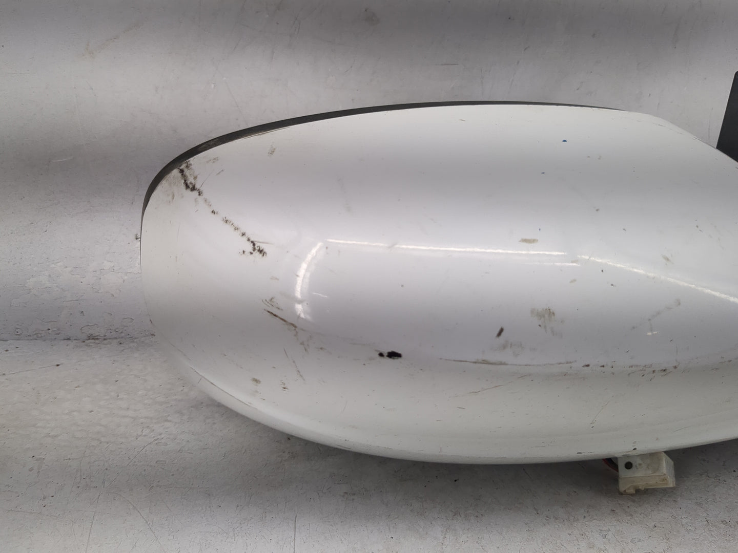 2015-2020 Dodge Charger Passenger Right Side View Manual Door Mirror - Oemusedautoparts1.com