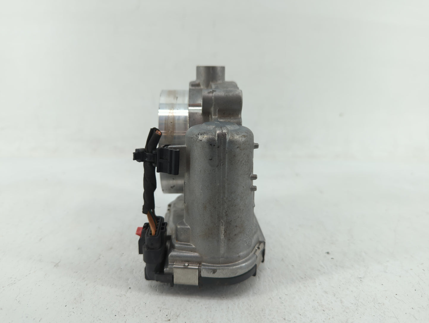 2011-2022 Dodge Charger Throttle Body P/N:05184349AE 05184349AC Fits OEM Used Auto Parts - Oemusedautoparts1.com