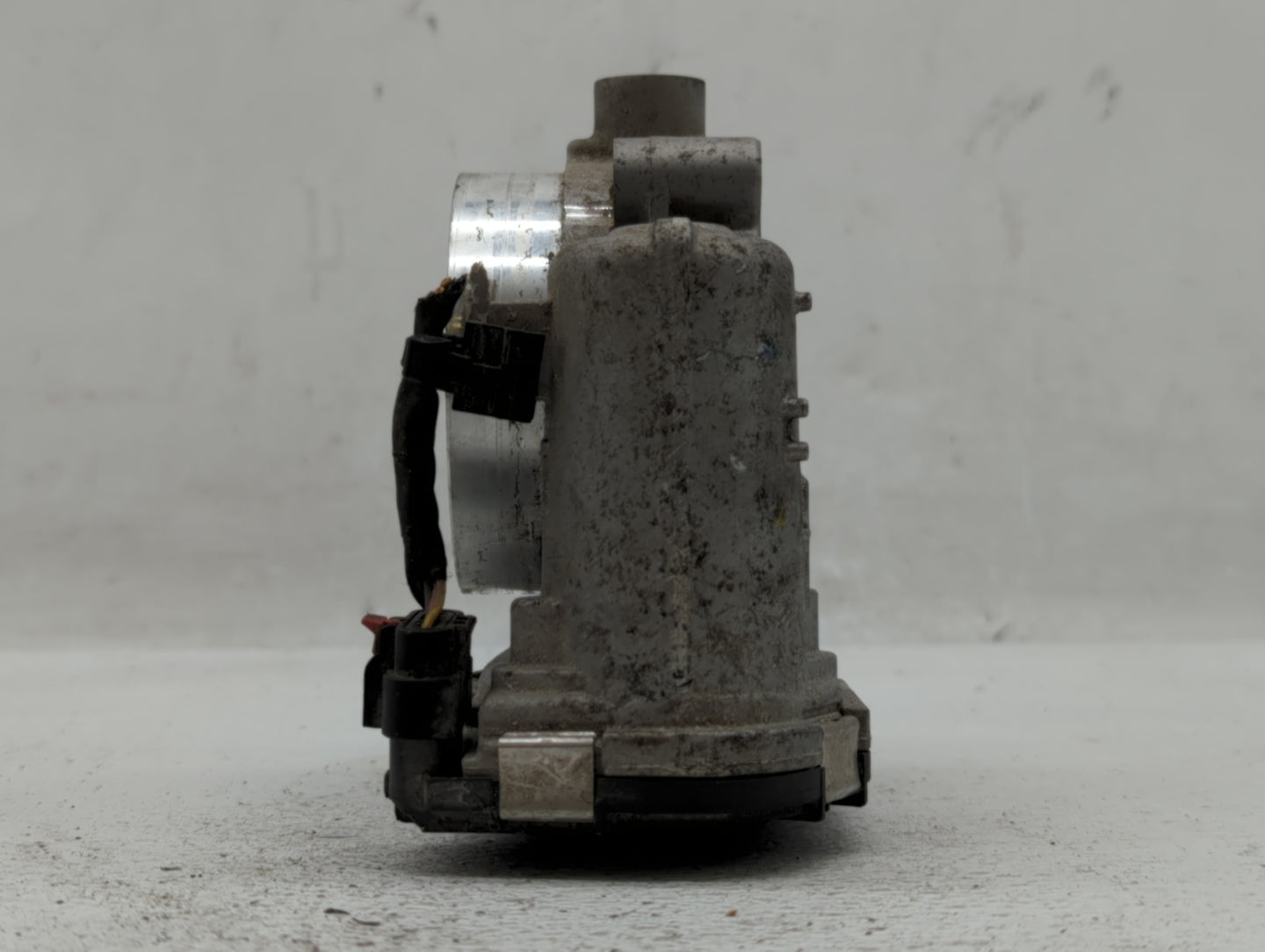 2011-2022 Dodge Charger Throttle Body P/N:05184349AF 05184349AE Fits OEM Used Auto Parts - Oemusedautoparts1.com