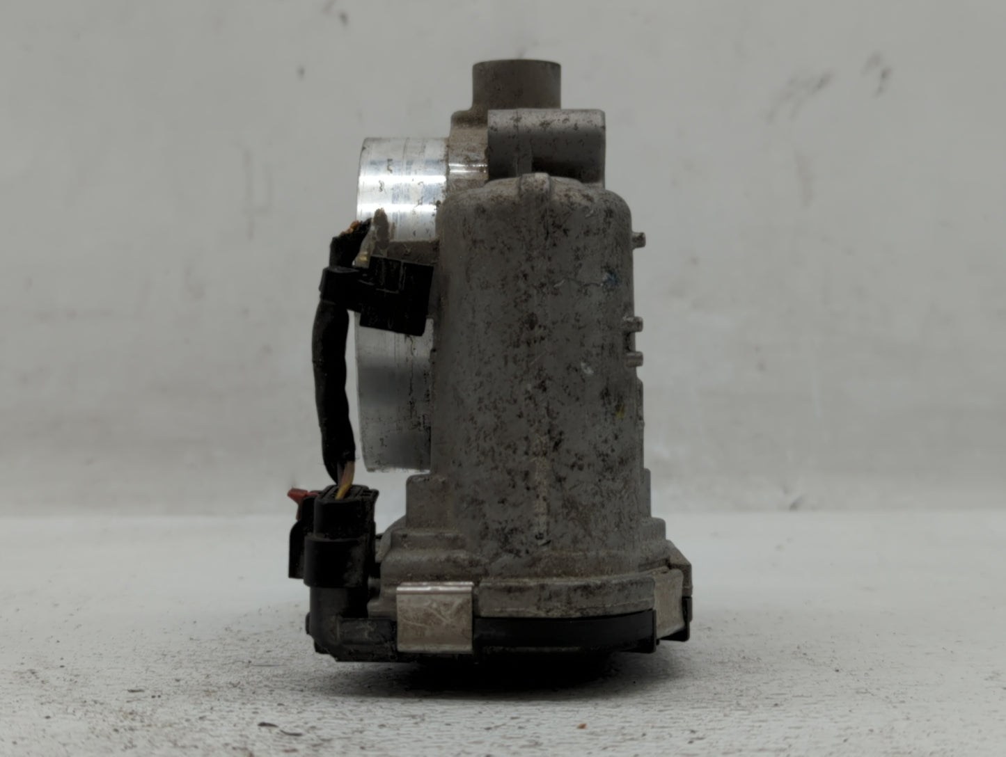 2011-2022 Dodge Charger Throttle Body P/N:05184349AF 05184349AE Fits OEM Used Auto Parts - Oemusedautoparts1.com