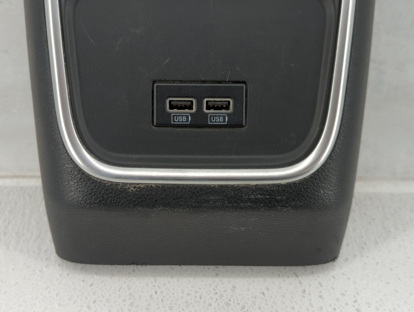 2017 Dodge Charger Overhead Roof Console Interior Dome Light Black - Oemusedautoparts1.com