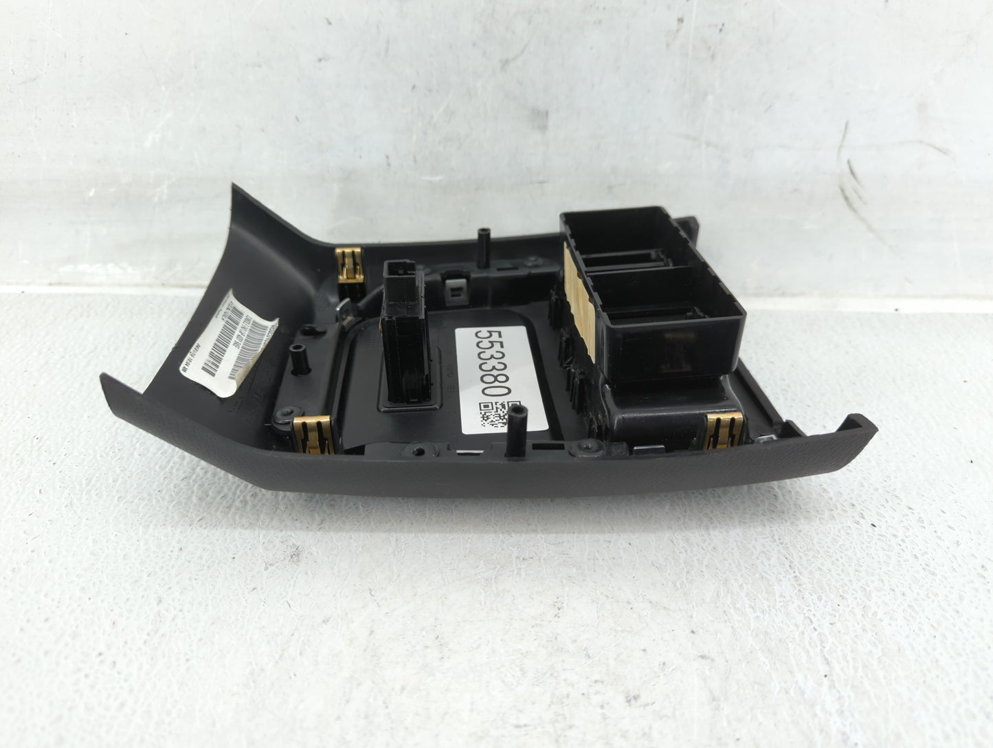 2017 Dodge Charger Overhead Roof Console Interior Dome Light Black - Oemusedautoparts1.com