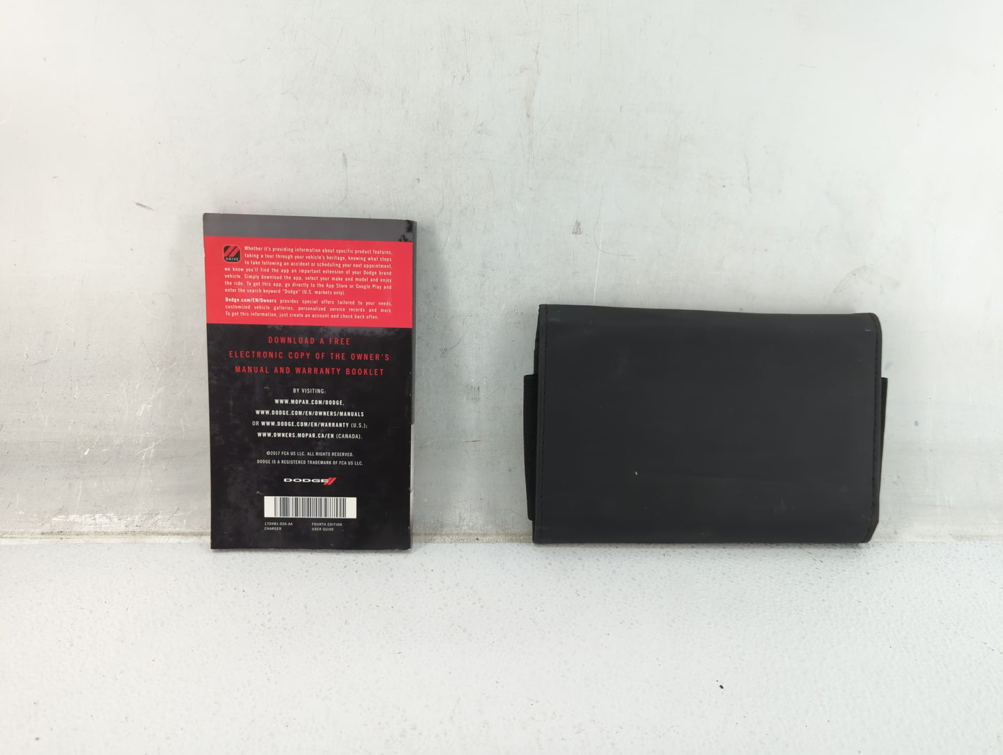 2017 Dodge Charger Owners Manual Book Guide P/N:17D481-926-AA OEM Used Auto Parts - Oemusedautoparts1.com