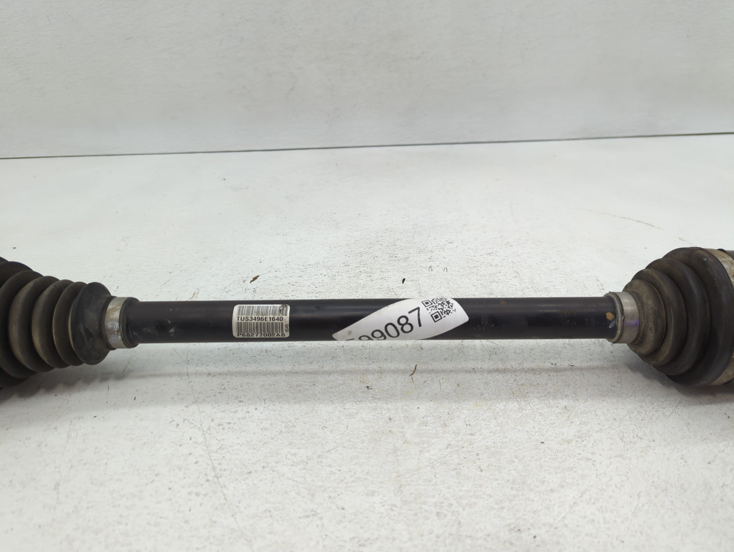 2015-2017 Dodge Charger Axle Shaft Front Driver Cv C/v - Oemusedautoparts1.com