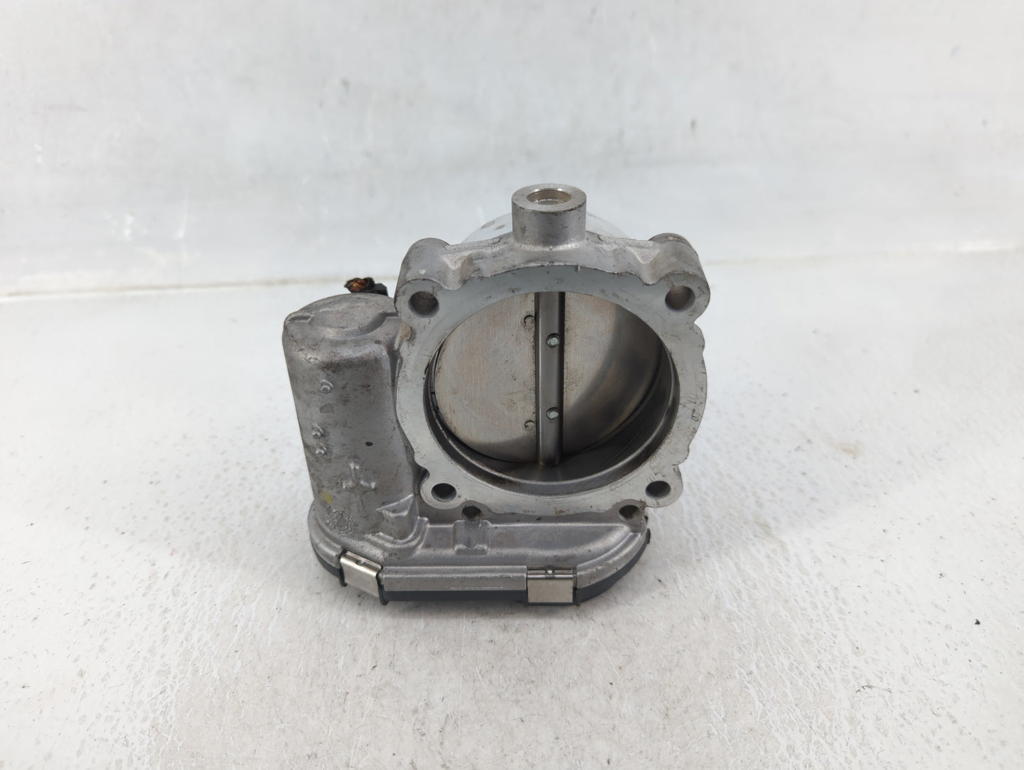 2011-2022 Dodge Charger Throttle Body P/N:02807505 Fits Fits 2011 2012 2013 2014 2015 2016 2017 2018 2019 2020 2021 2022 OEM