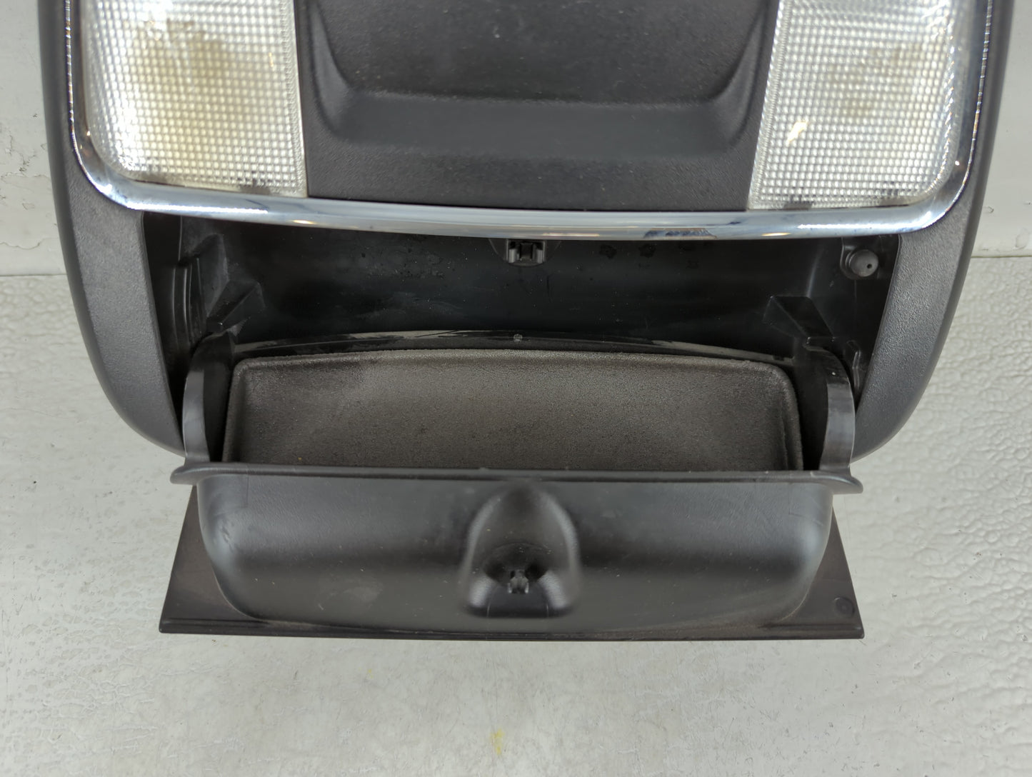 2017 Dodge Charger Overhead Roof Console - Oemusedautoparts1.com