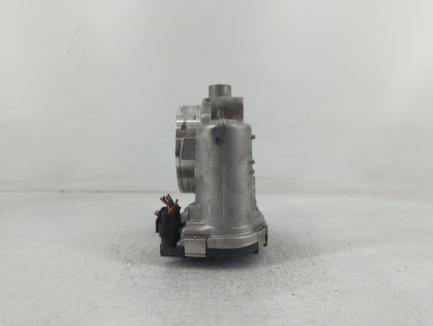 2011-2022 Dodge Charger Throttle Body P/N:0 280 750 570 05184349AC Fits OEM Used Auto Parts - Oemusedautoparts1.com