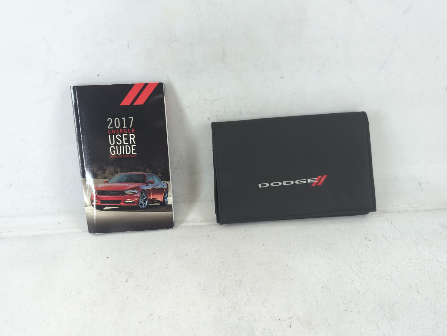 2017 Dodge Charger Owners Manual Book Guide P/N:17D481-926-AA OEM Used Auto Parts - Oemusedautoparts1.com