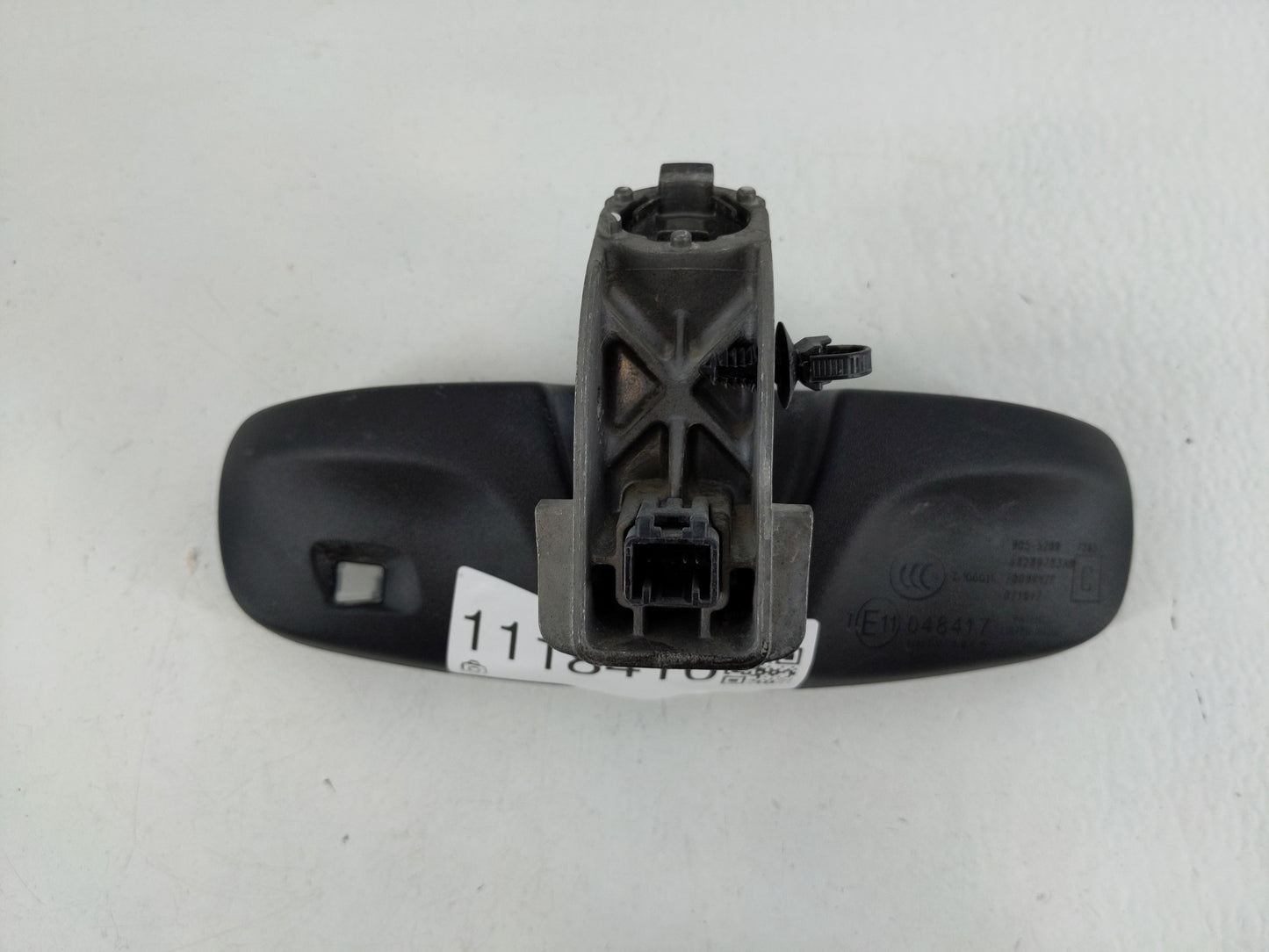 2017-2018 Dodge Durango Interior Rear View Mirror Replacement OEM P/N:E11048417 Fits Fits 2017 2018 OEM Used Auto Parts - Oe