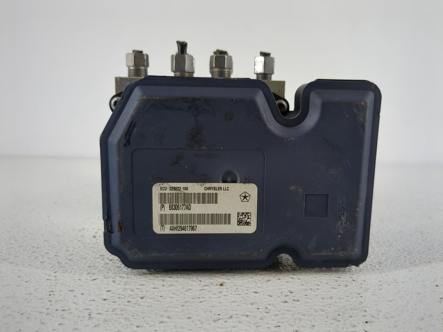 2017 Dodge Durango ABS Pump Control Module Replacement P/N:68306177AD Fits OEM Used Auto Parts - Oemusedautoparts1.com