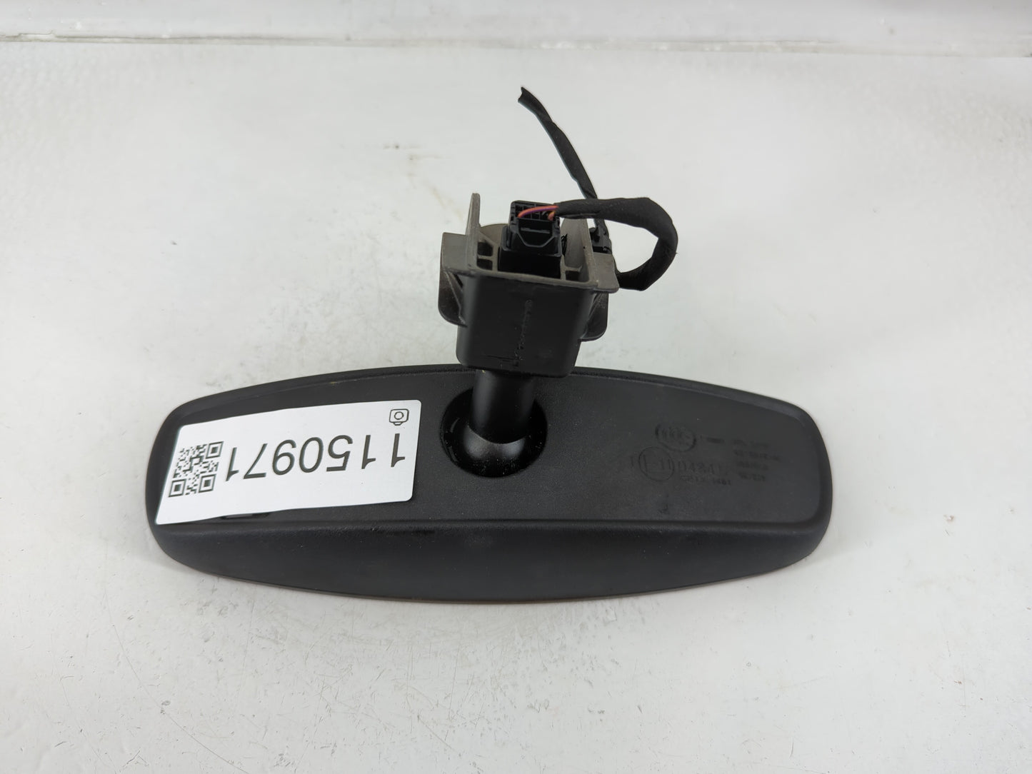 2017-2018 Dodge Durango Interior Rear View Mirror Replacement OEM P/N:IE11048417 Fits Fits 2017 2018 OEM Used Auto Parts - O