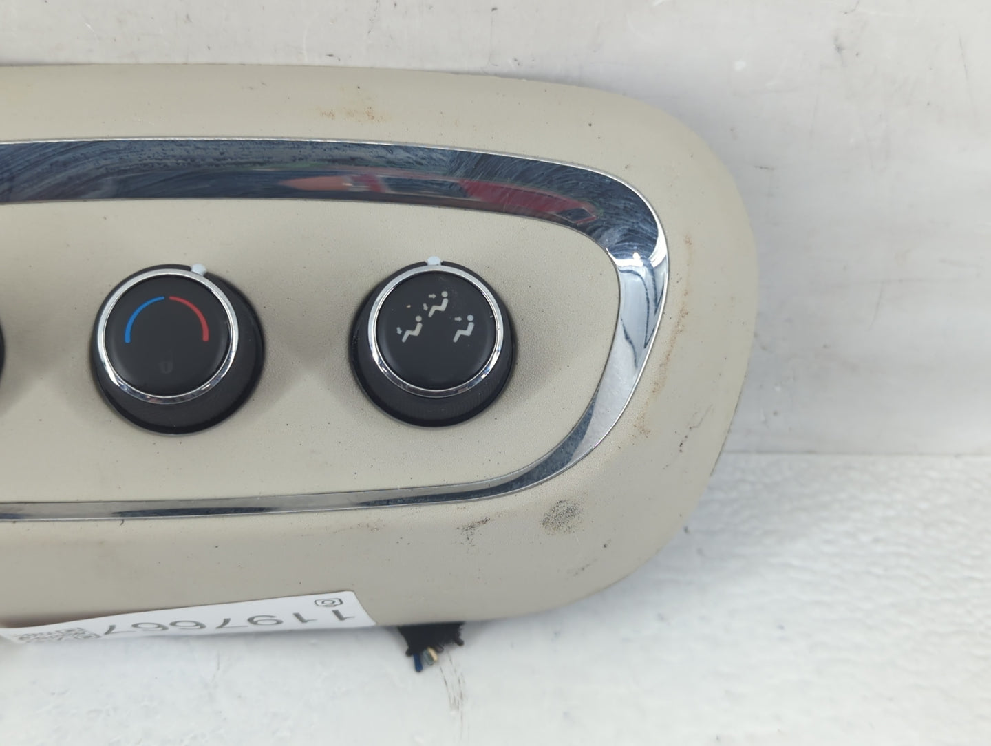 2017 Dodge Durango Climate Control Module Temperature AC/Heater Replacement P/N:68330873AA Fits OEM Used Auto Parts - Oemuse