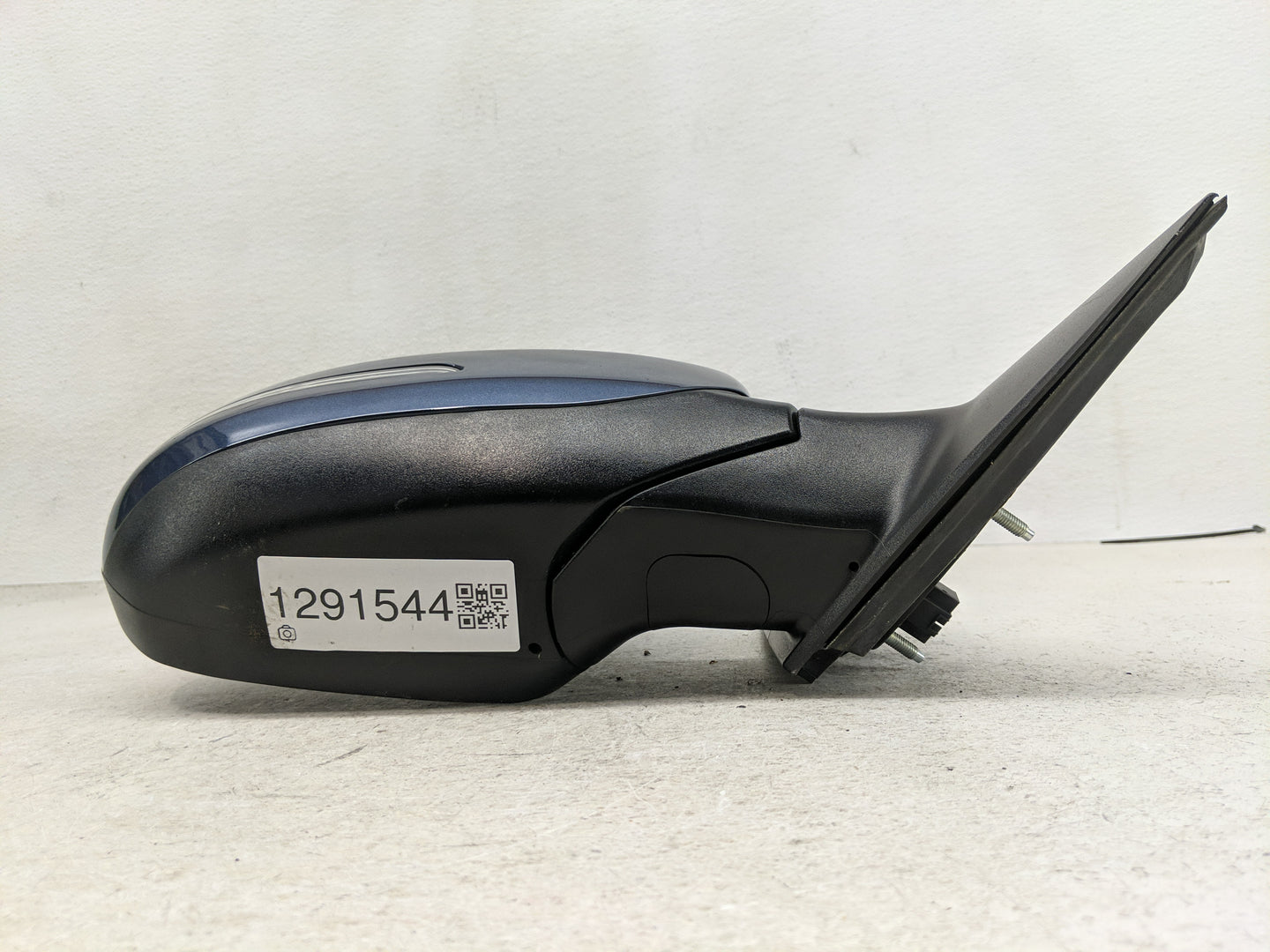 2016-2017 Dodge Durango Passenger Side View Mirror - Right Door Mirror OEM Used - Oemusedautoparts1.com