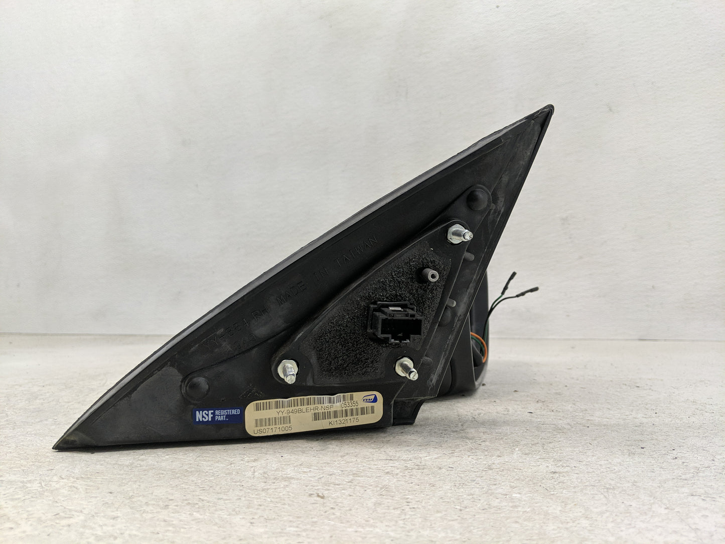 2016-2017 Dodge Durango Passenger Side View Mirror - Right Door Mirror OEM Used - Oemusedautoparts1.com