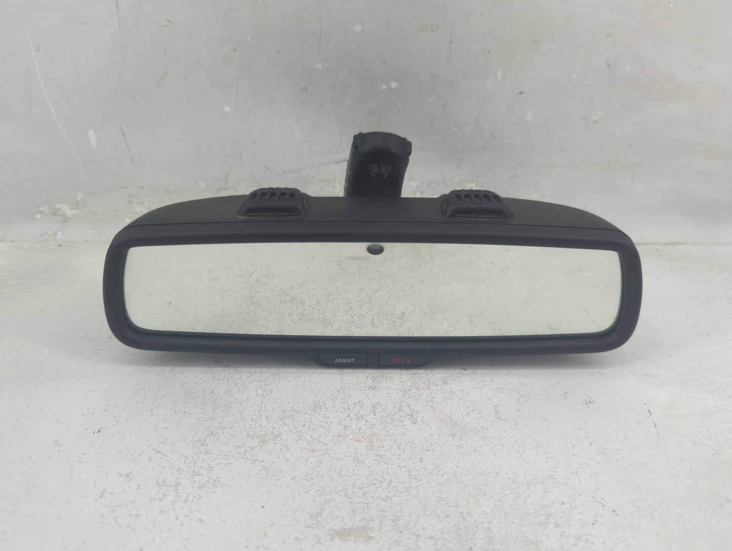 2017-2018 Dodge Durango Interior Rear View Mirror Replacement OEM P/N:E11028005 Fits Fits 2017 2018 OEM Used Auto Parts - Oe