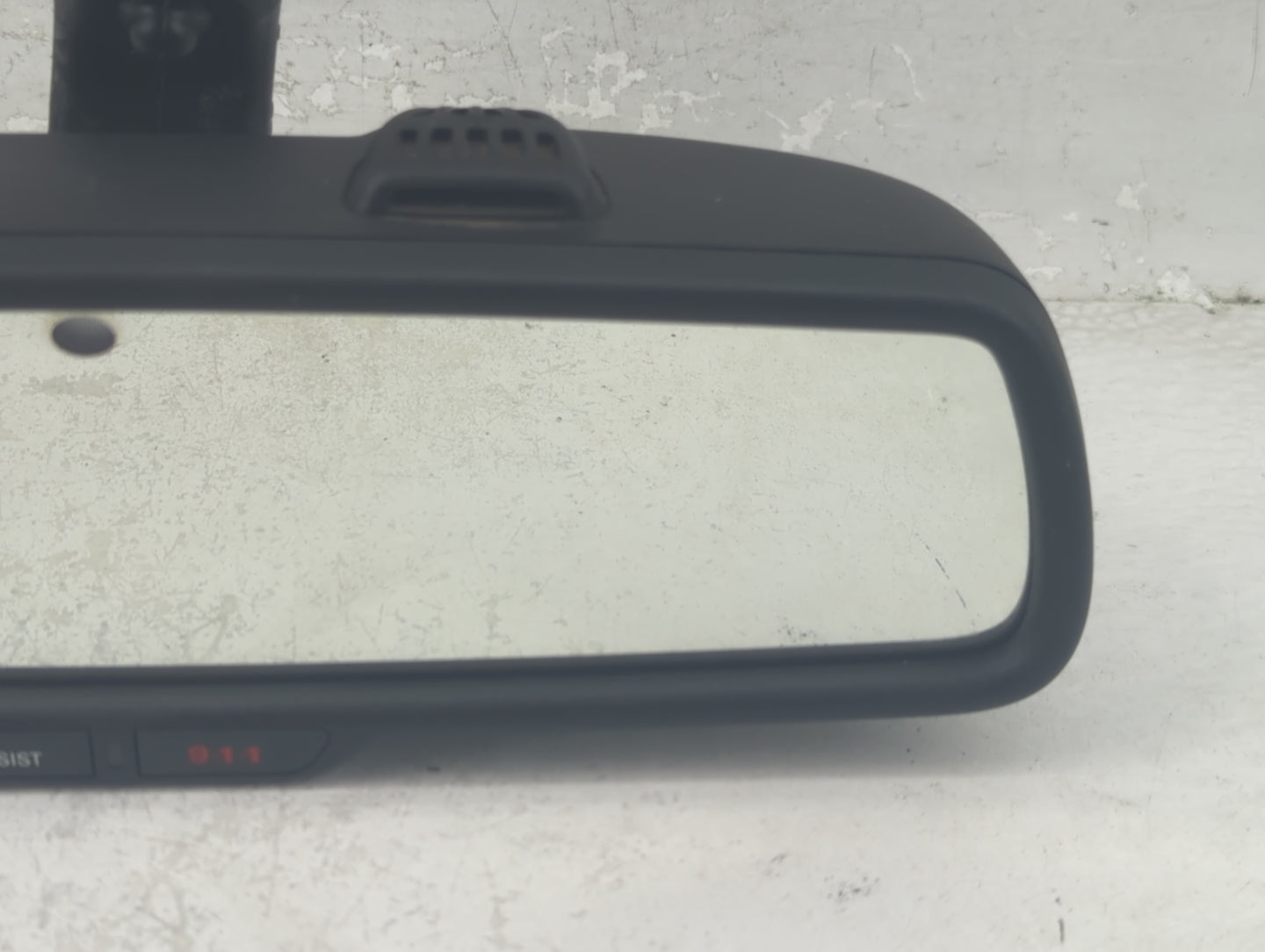 2017-2018 Dodge Durango Interior Rear View Mirror Replacement OEM P/N:E11028005 Fits Fits 2017 2018 OEM Used Auto Parts - Oe
