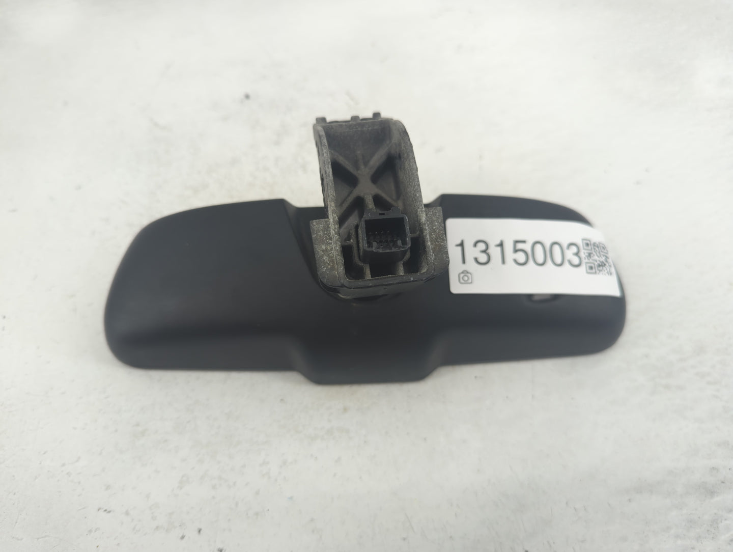 2017-2018 Dodge Durango Interior Rear View Mirror Replacement OEM P/N:E11028005 Fits Fits 2017 2018 OEM Used Auto Parts - Oe