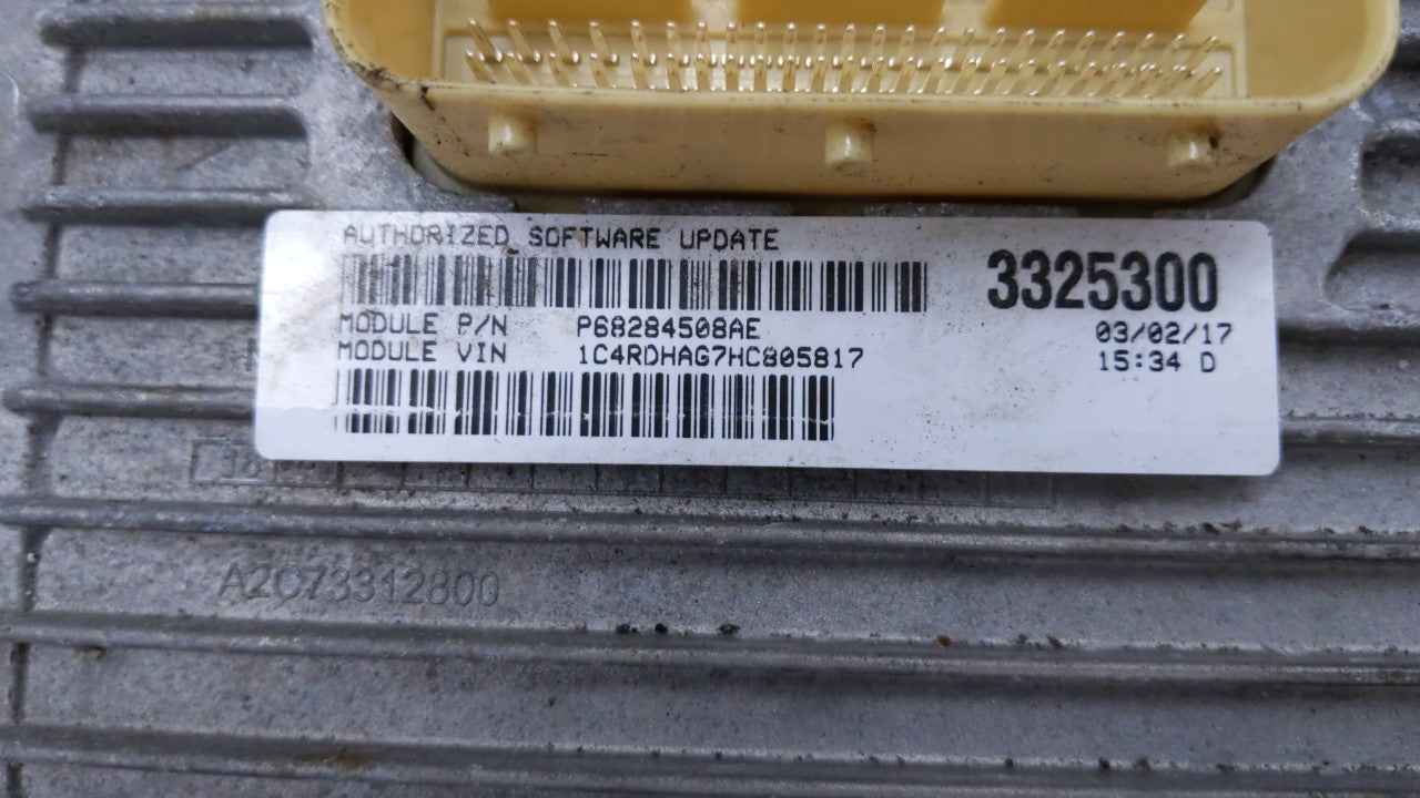 2016-2017 Dodge Durango PCM Engine Control Computer ECU ECM PCU OEM P/N:P68243326AB Fits Fits 2016 2017 OEM Used Auto Parts 