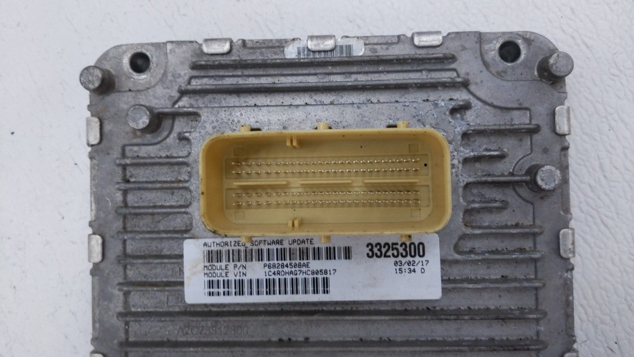 2016-2017 Dodge Durango PCM Engine Control Computer ECU ECM PCU OEM P/N:P68243326AB Fits Fits 2016 2017 OEM Used Auto Parts 