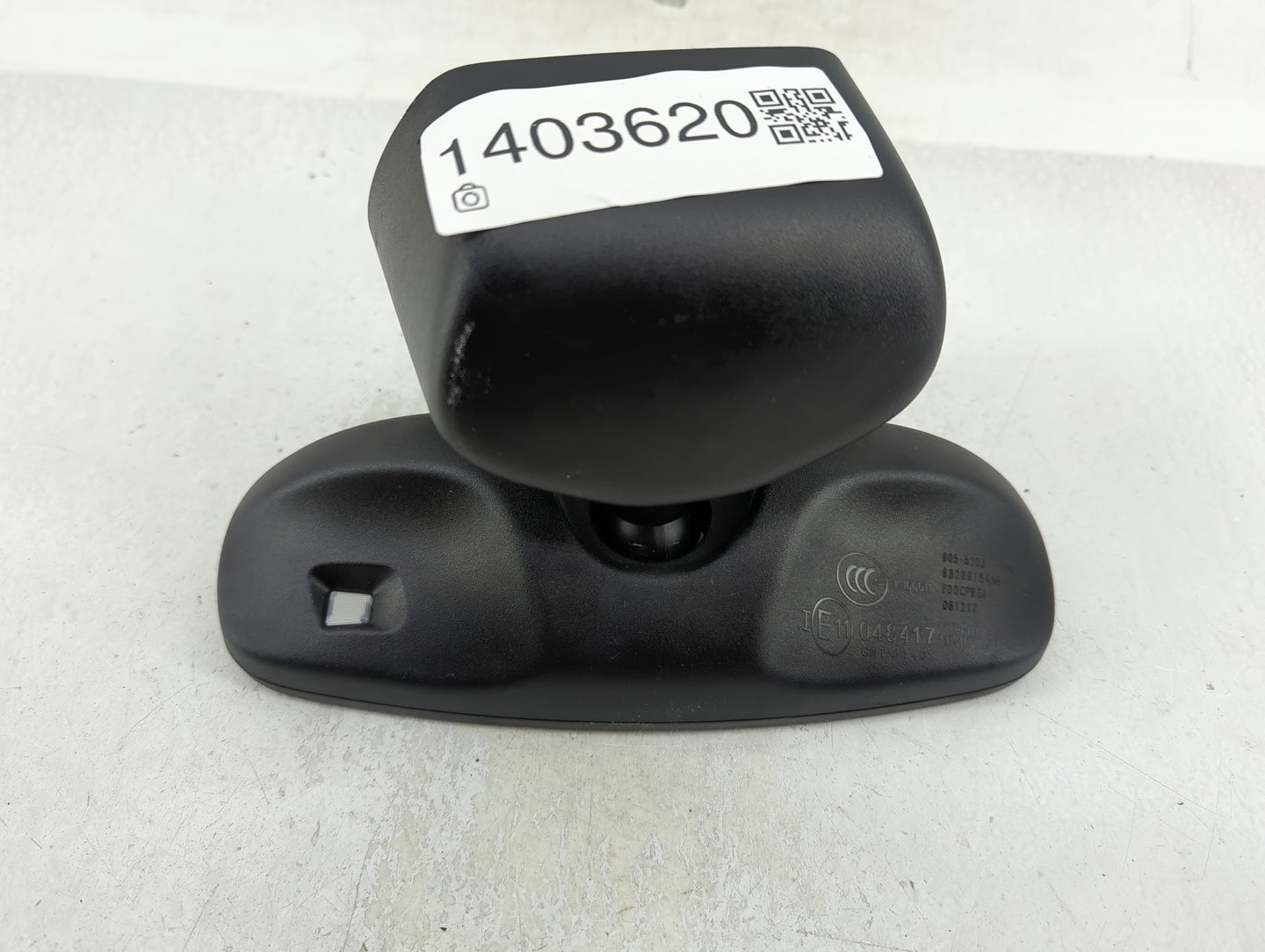 2017-2018 Dodge Durango Interior Rear View Mirror Replacement OEM Fits Fits 2017 2018 OEM Used Auto Parts - Oemusedautoparts