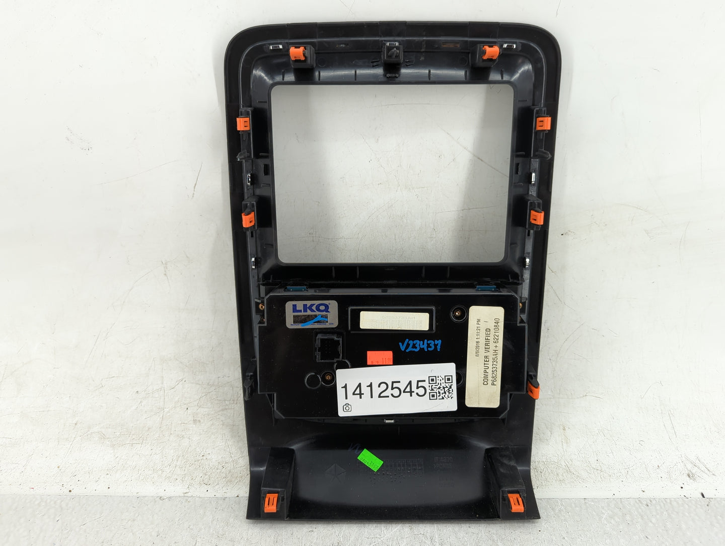 2016-2017 Dodge Durango Climate Control Module Temperature AC/Heater Replacement P/N:68253735AH Fits Fits 2016 2017 OEM Used