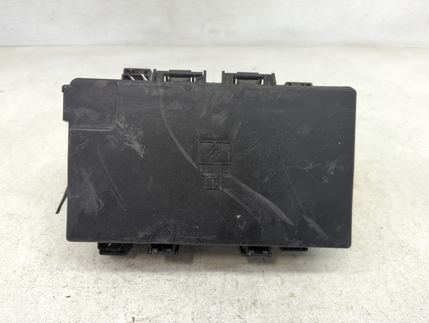 2017 Dodge Durango Fusebox Fuse Box Panel Relay Module P/N:7140-1980-30 Fits OEM Used Auto Parts - Oemusedautoparts1.com