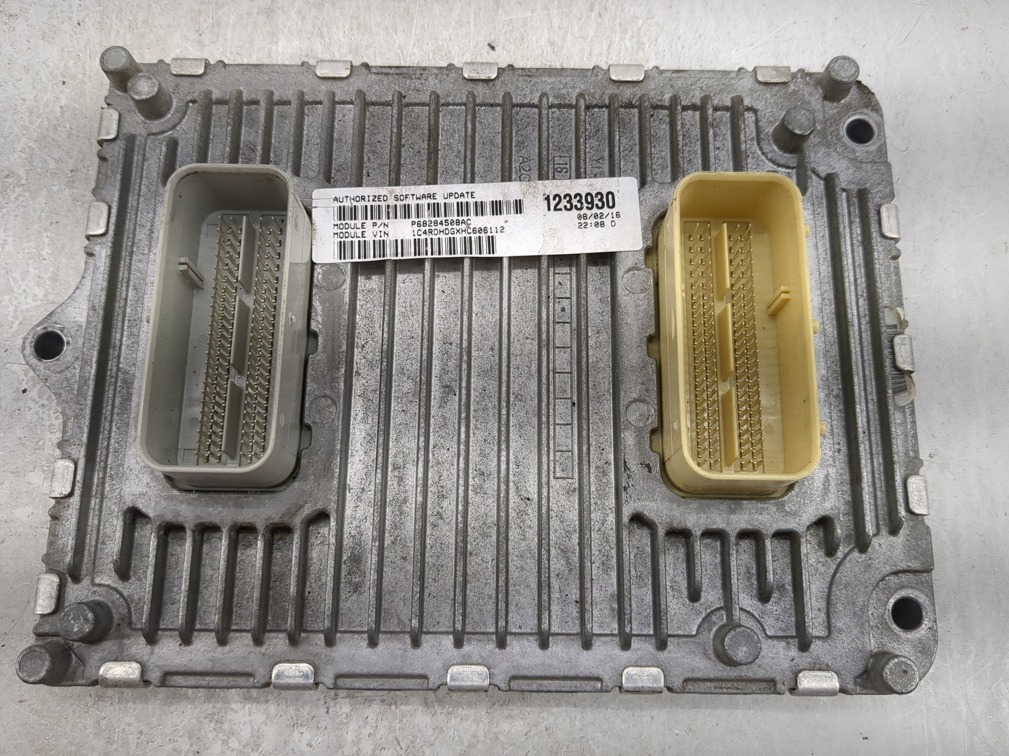 2016-2017 Dodge Durango PCM Engine Control Computer ECU ECM PCU OEM P/N:P68284508AC P68243326AA Fits Fits 2016 2017 OEM Used