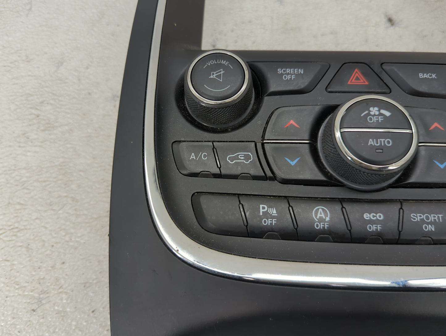 2016-2017 Dodge Durango Climate Control Module Temperature AC/Heater Replacement P/N:68253735AI Fits Fits 2016 2017 OEM Used