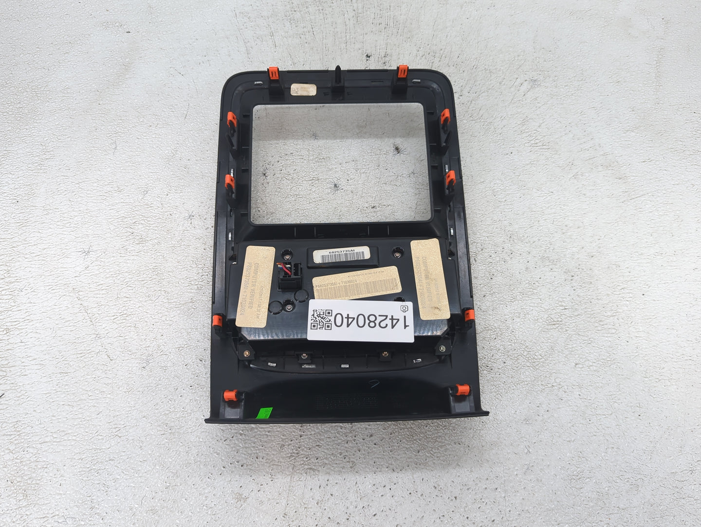 2016-2017 Dodge Durango Climate Control Module Temperature AC/Heater Replacement P/N:68253735AI Fits Fits 2016 2017 OEM Used