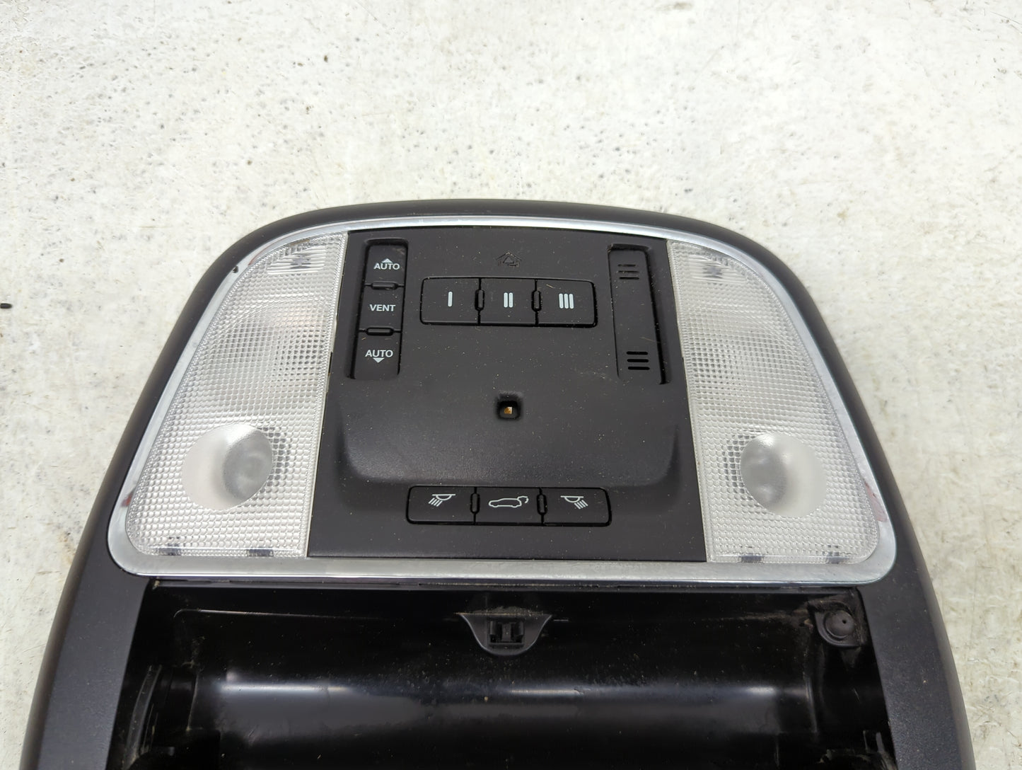 2011-2020 Dodge Durango Overhead Roof Console 1429966 - Oemusedautoparts1.com
