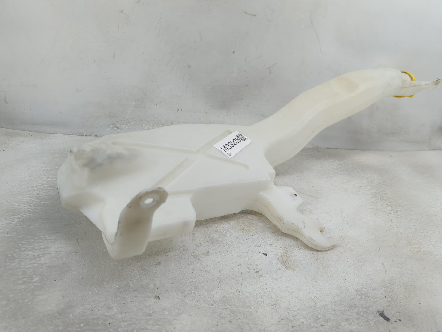 2011-2022 Dodge Durango Windshield Washer Fluid Reservoir Bottle Oem - Oemusedautoparts1.com