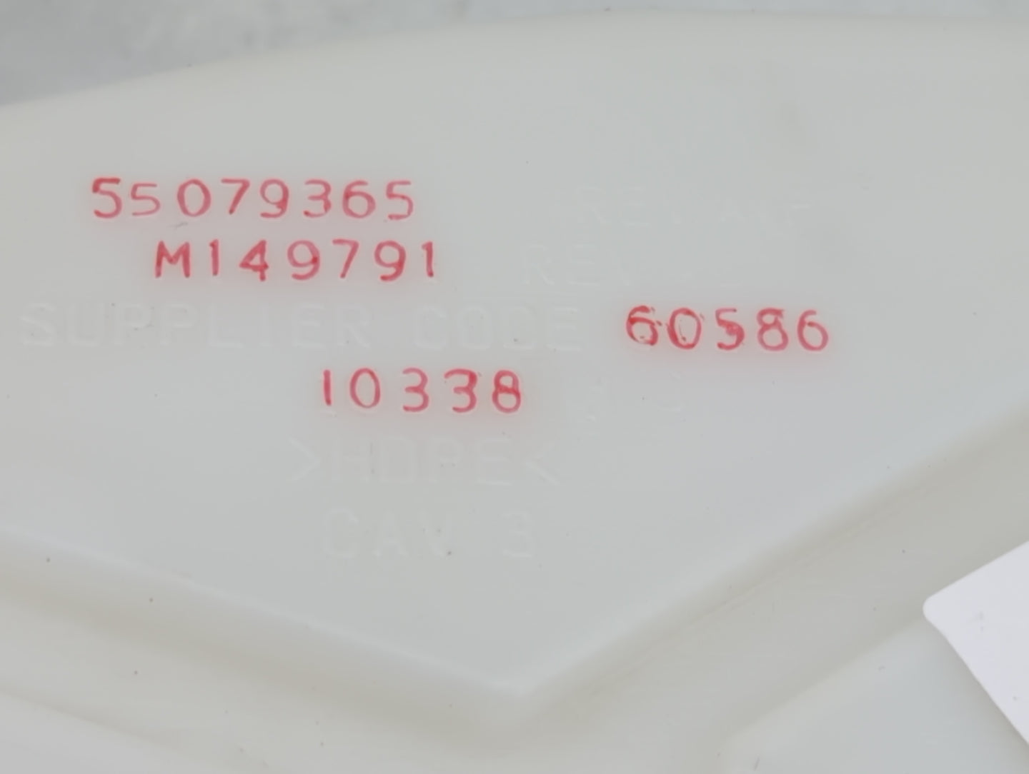 2011-2022 Dodge Durango Windshield Washer Fluid Reservoir Bottle Oem - Oemusedautoparts1.com