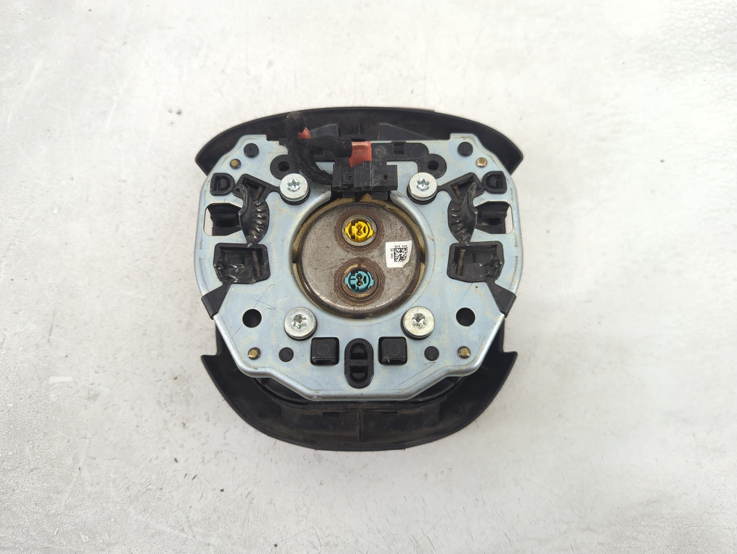 2017 Dodge Durango Air Bag Driver Left Steering Wheel Mounted P/N:P5ZD021X9AE Fits OEM Used Auto Parts - Oemusedautoparts1.c