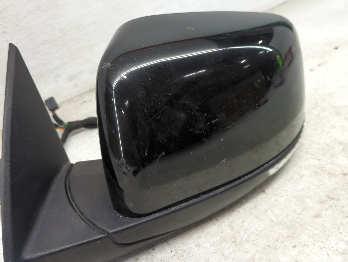 2011-2021 Dodge Durango Driver Side View Mirror - Left Door Mirror OEM Used - Oemusedautoparts1.com