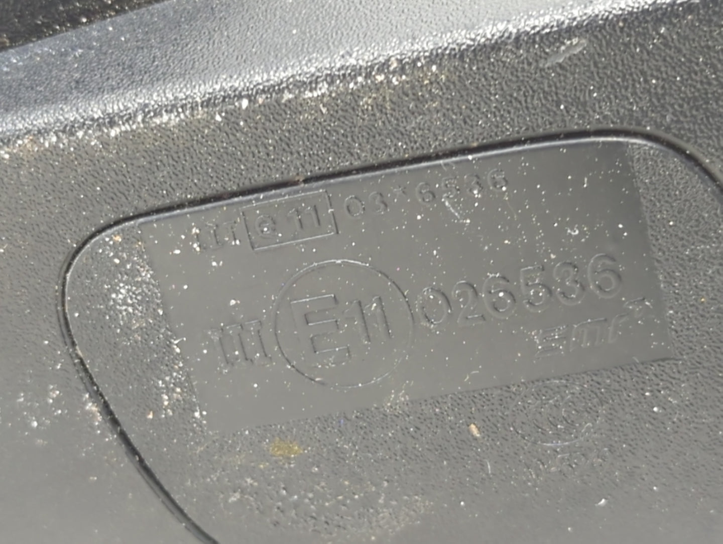 2011-2021 Dodge Durango Driver Side View Mirror - Left Door Mirror OEM Used - Oemusedautoparts1.com