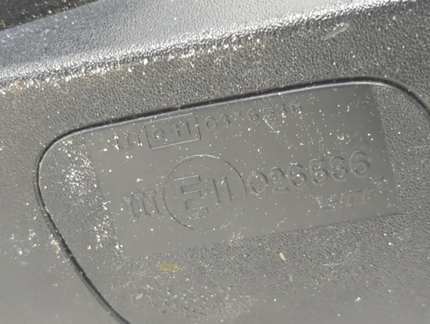 2011-2021 Dodge Durango Driver Side View Mirror - Left Door Mirror OEM Used - Oemusedautoparts1.com